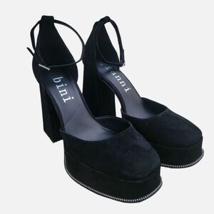 Gianni Bini Chellsie Ankle Strap Platform Heels